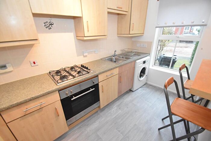 2 Bedroom House To Rent In Laburnam Close, Rogerstone, Newport, NP10