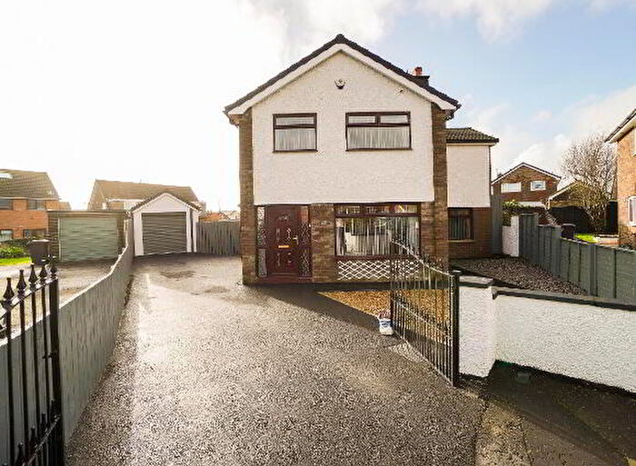 4 Bedroom Detached House For Sale In Windermere Avenue, Carrickfergus, BT38