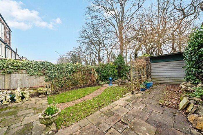 3 Bedroom End Of Terrace House For Sale In Cherrywood Lane, Morden, SM4