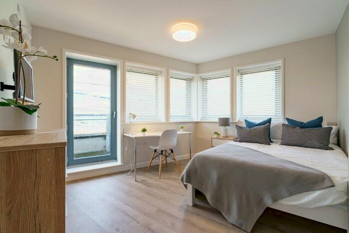 6 Bedroom Flat To Rent In Falconar Street, Newcastle, NE2