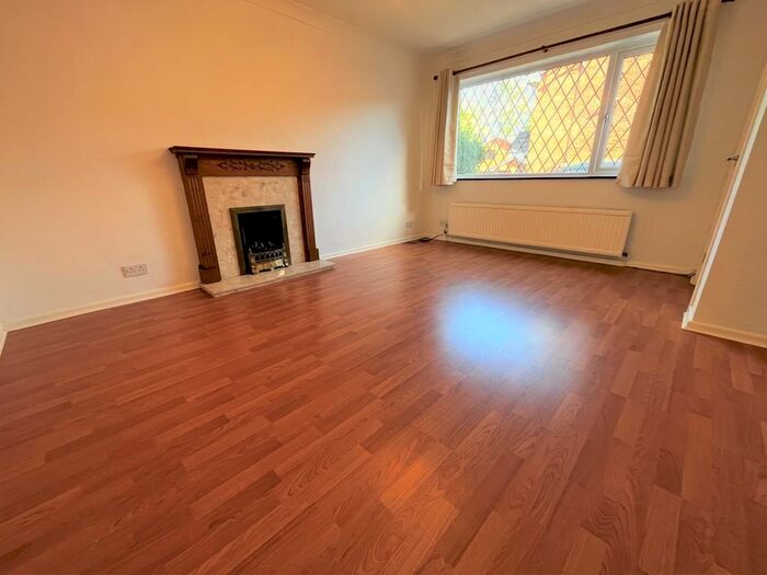 3 Bedroom Semi-Detached House To Rent In Brook Meadow, Higher Bartle, PR4