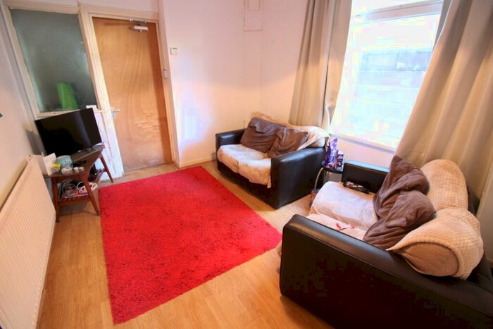 4 Bedroom Terraced House To Rent In Pentyrch Street, Cathays, CF24