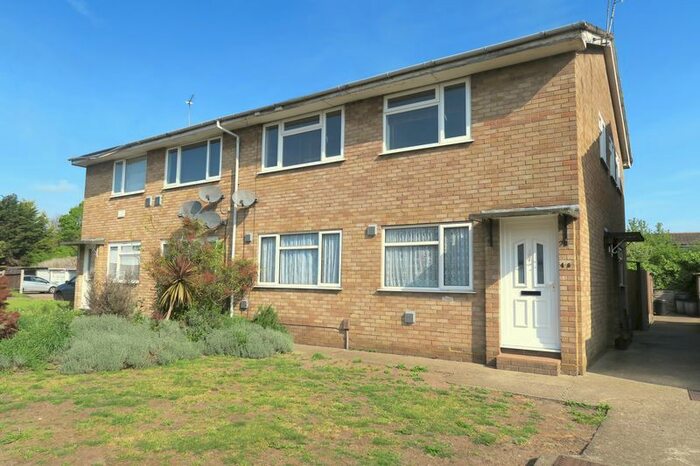 2 Bedroom Maisonette To Rent In Peninsular Close, Feltham, TW14