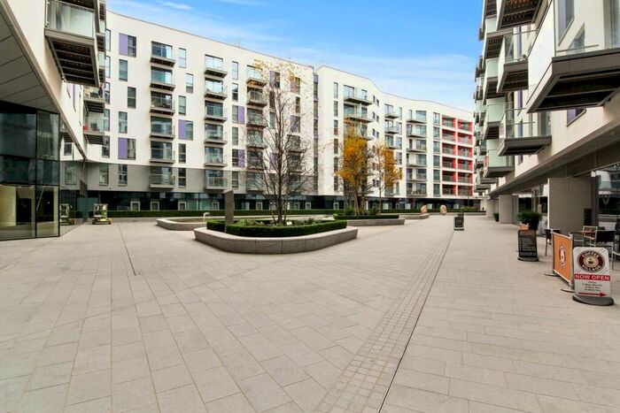 1 Bedroom Apartment For Sale In Rossetti Apartments, Saffron Central Square, Croydon, CR0