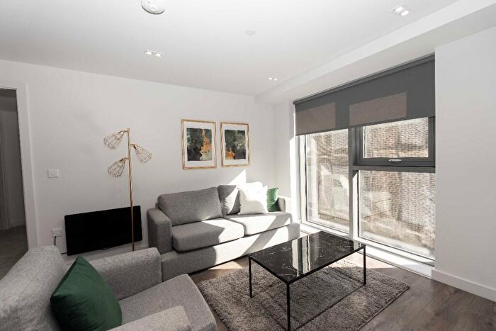 2 Bedroom Flat To Rent In One Park Lane, Heaps Mill, Liverpool, Merseyside, L1