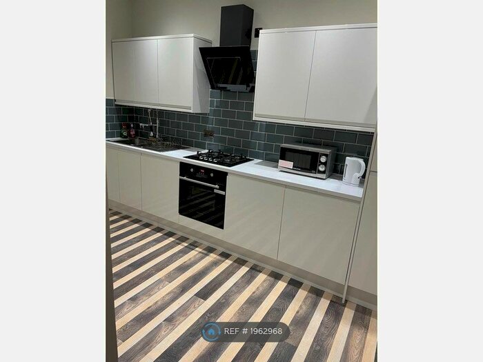 1 Bedroom Flat To Rent In Derby Road, Burton-On-Trent, DE14