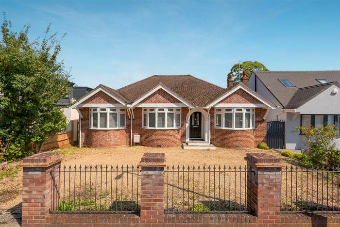 4 Bedroom Detached Bungalow To Rent In Clewer Hill Road, Windsor, SL4