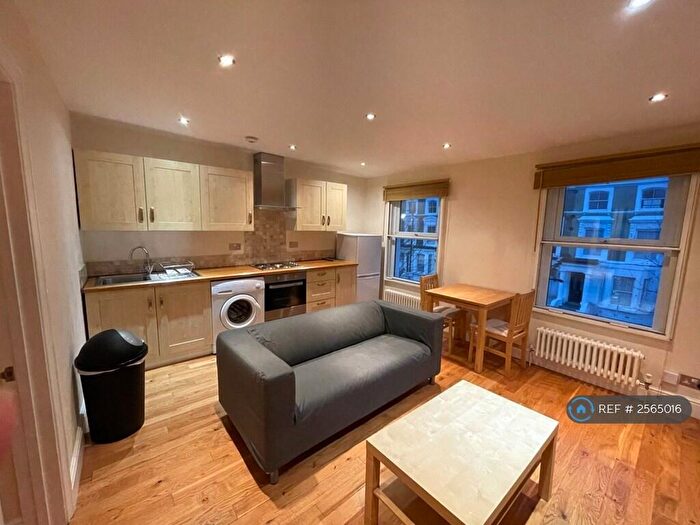 1 Bedroom Flat To Rent In St. John's Hill, London, SW11