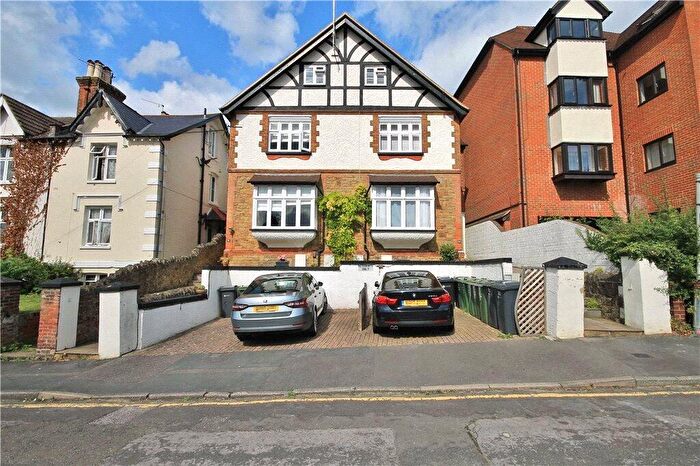 1 Bedroom Apartment To Rent In Baillie Road, Guildford, Surrey, Uk, GU1