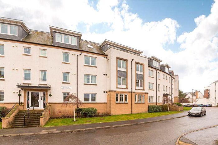 4 Bedroom Penthouse For Sale In Brighouse Park Crescent, Edinburgh, Midlothian, EH4