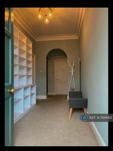 3 Bedroom Flat To Rent In Stockbridge, Edinburgh, EH4