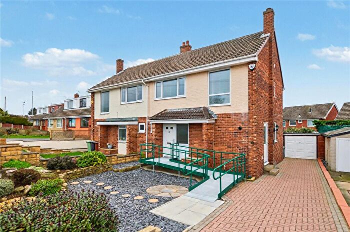 3 Bedroom Semi-Detached House For Sale In Springhead Road, Rothwell, Leeds, LS26