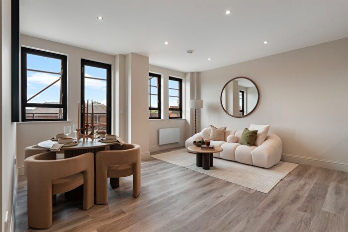 1 Bedroom Flat For Sale In Upper Market Street, Eastleigh, SO50