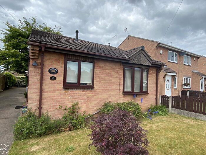 2 Bedroom Bungalow To Rent In Broadlands Close, Dunscroft, Doncaster, DN7