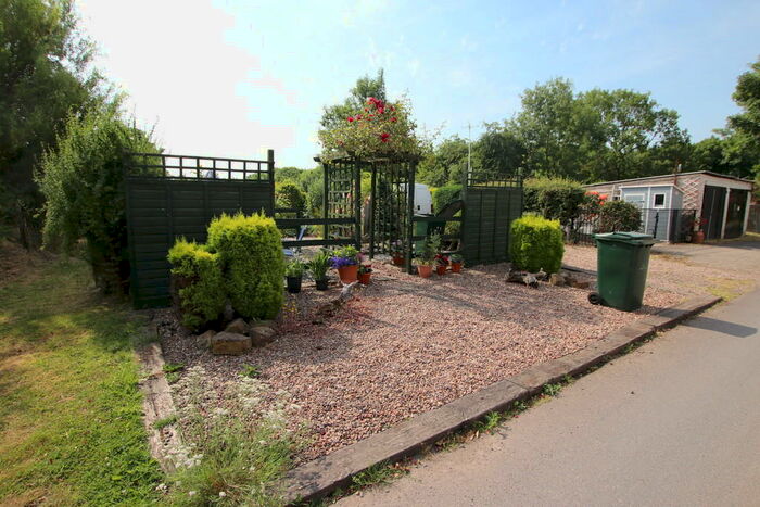 Land For Sale In Garden Land At South Yorkshire Buildings, Silkstone Common, S75