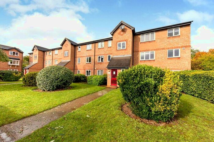 1 Bedroom Flat To Rent In Wedgewood Road, Hitchin, Hertfordshire, SG4