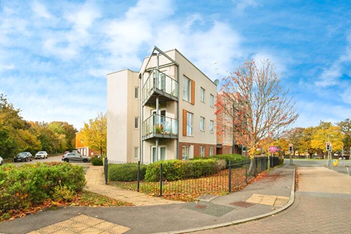 1 Bedroom Flat For Sale In John Hunt Drive, Basingstoke, RG24