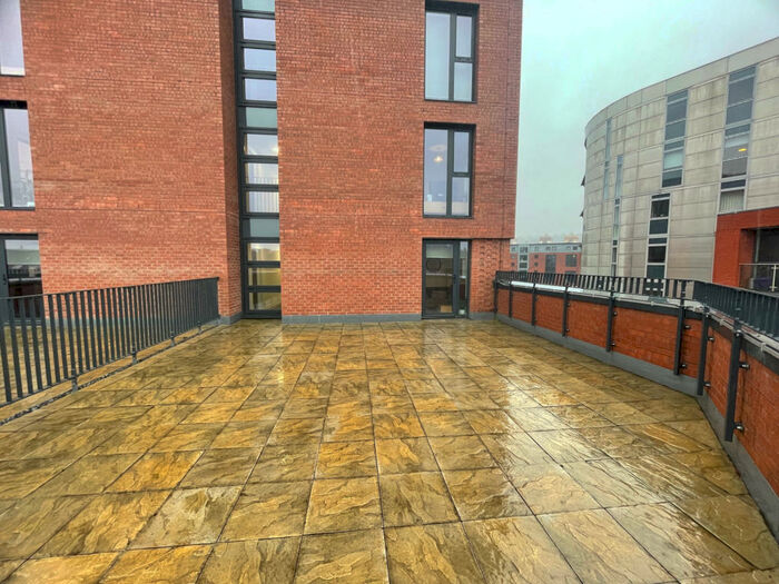 1 Bedroom Apartment To Rent In Shalesmoor, Sheffield, Yorkshire, S3