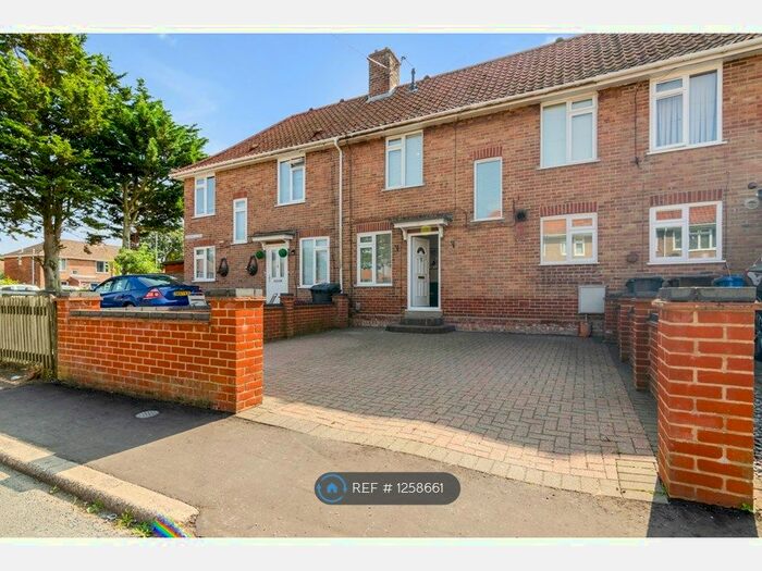 4 Bedroom Terraced House To Rent In Horning Close, Norwich NR5