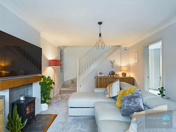 3 Bedroom Terraced House For Sale In Nash Lane, Belbroughton, DY9