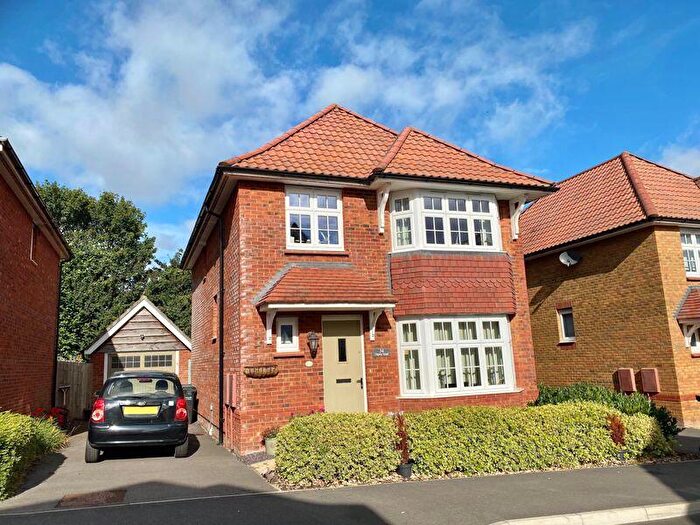 4 Bedroom Detached House For Sale In Osprey Road, Warminster, BA12