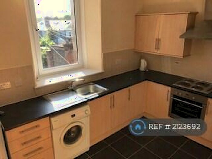 1 Bedroom Flat To Rent In Holburn Street, Aberdeen, AB10