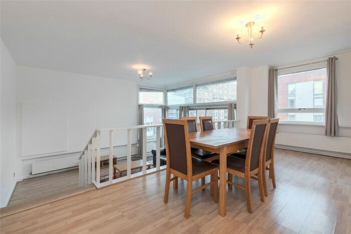 2 Bedroom Flat To Rent In The Water Gardens, Connaught Village, W2