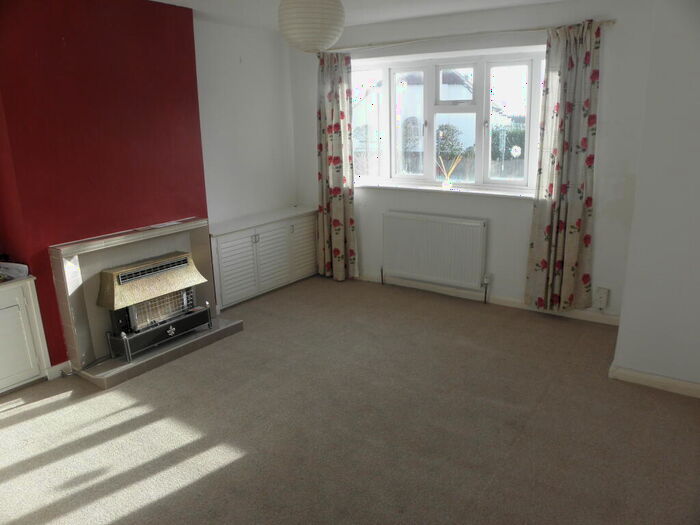 2 Bedroom Apartment To Rent In Nevill Court, Nevill Road, BN3