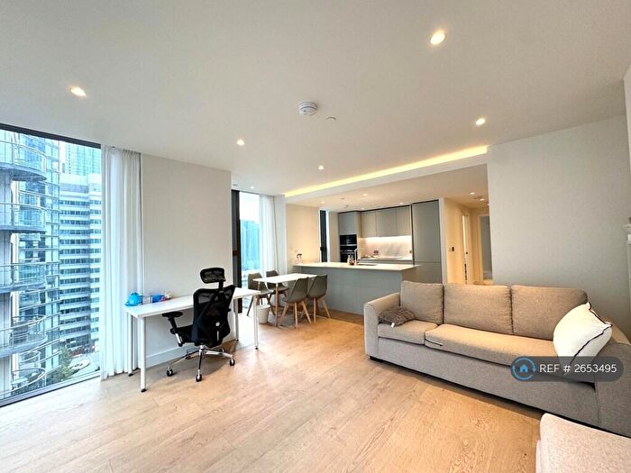 2 Bedroom Flat To Rent In London, London, E14