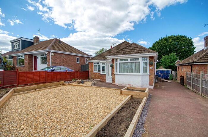 3 Bedroom Detached Bungalow For Sale In Charmwen Crescent, West End, Hampshire, SO30