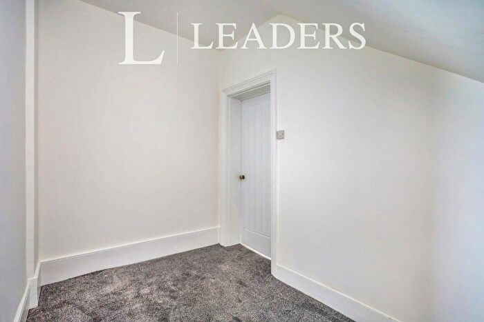 1 Bedroom Flat To Rent In Beach Road Area, BN22