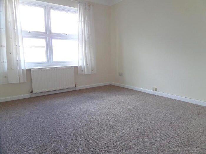 2 Bedroom Apartment To Rent In Hamble, SO31
