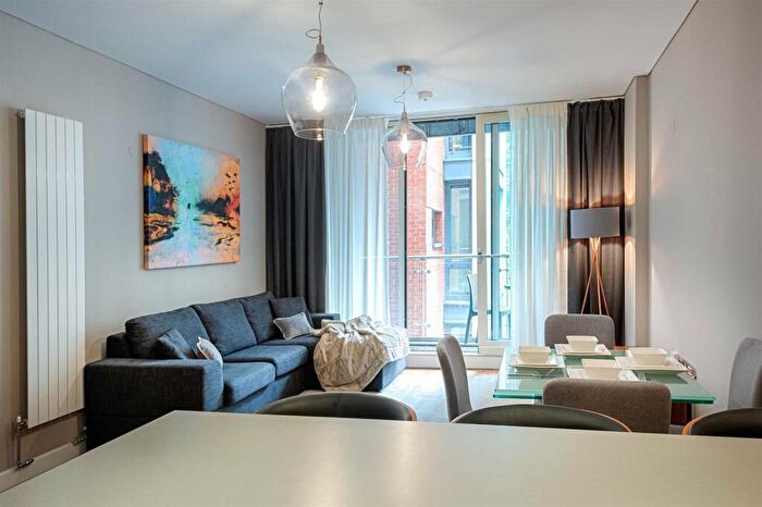 1 Bedroom Apartment To Rent In Leftbank, Leftbank, Spinningfields, M3