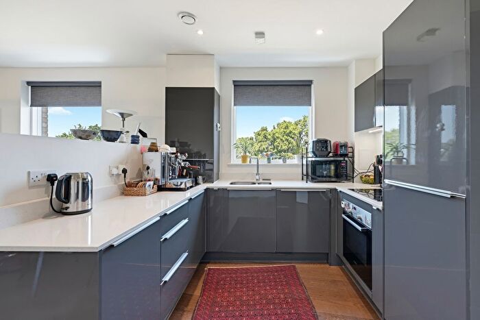 2 Bedroom Flat For Sale In Relph Court, Kenneth Way, Ealing, London, W5