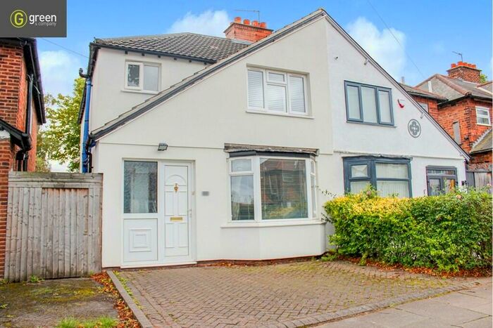 3 Bedroom Semi-Detached House To Rent In Balmoral Road, Erdington, B23