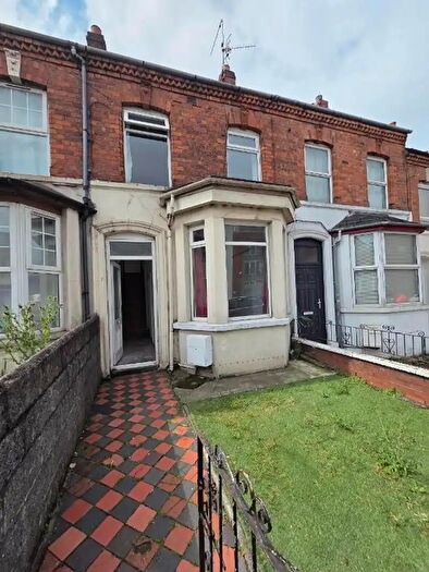 2 Bedroom Mid Terraced House For Sale In Tates Avenue, Belfast, BT9
