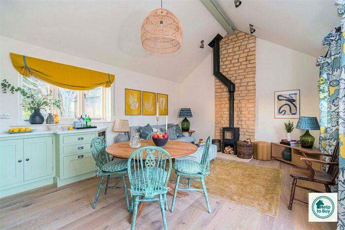 1 Bedroom Semi-Detached House For Sale In Deer Stables, Sturt Farm, Oxford Road, Burford, Oxfordshire, OX18