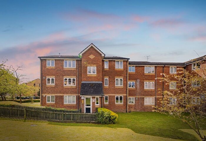 1 Bedroom Studio For Sale In Sandown Road, Watford, WD24