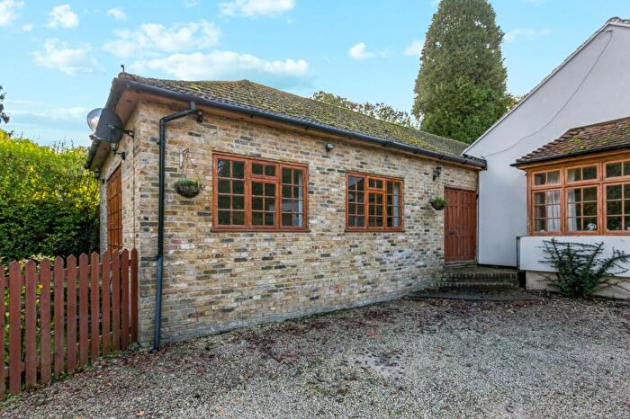 2 Bedroom Bungalow To Rent In Westwood Road, Windlesham, Surrey, GU20
