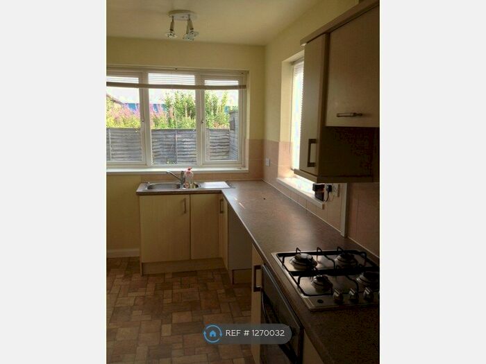 3 Bedroom SemiDetached House To Rent In Victoria Road, Great Sankey