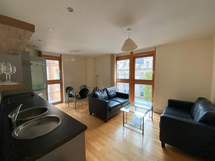 2 Bedroom Apartment To Rent In Temple Street, Birmingham, West Midlands, B2