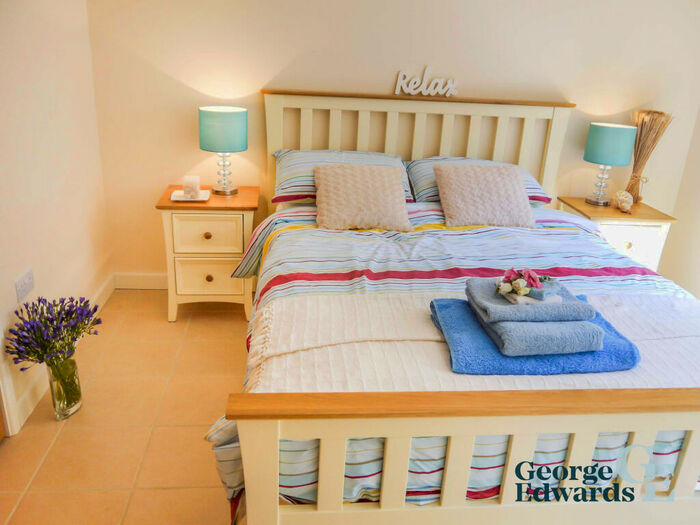 1 Bedroom Maisonette To Rent In Primrose Cottages, Pembroke, SA71