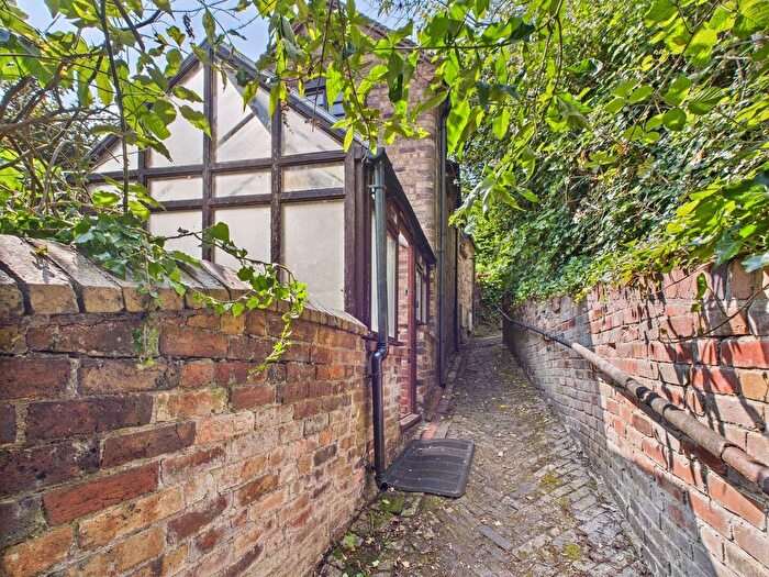 1 Bedroom Cottage For Sale In Belle Vue Road, Ironbridge, Shropshire, TF8
