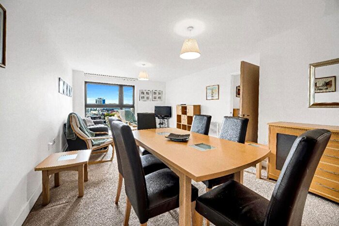2 Bedroom Apartment To Rent In Churchill Way, Cardiff(City), CF10