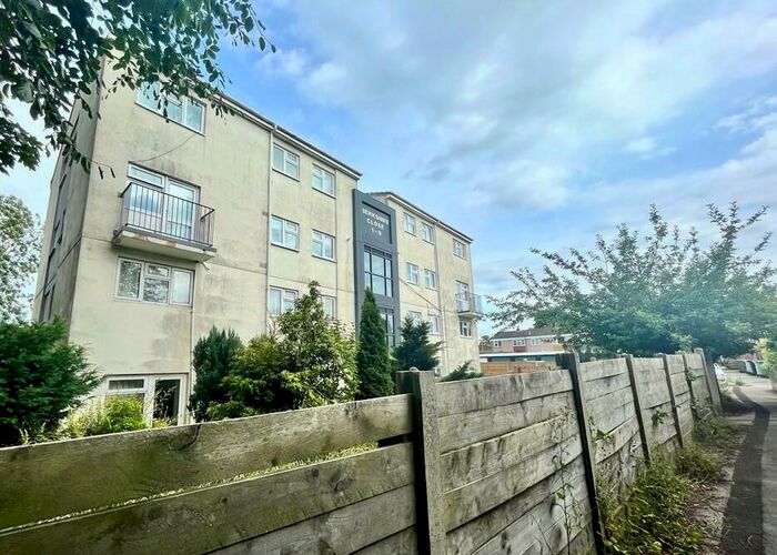 2 Bedroom Apartment To Rent In Berkshire Close; Macclesfield., SK10