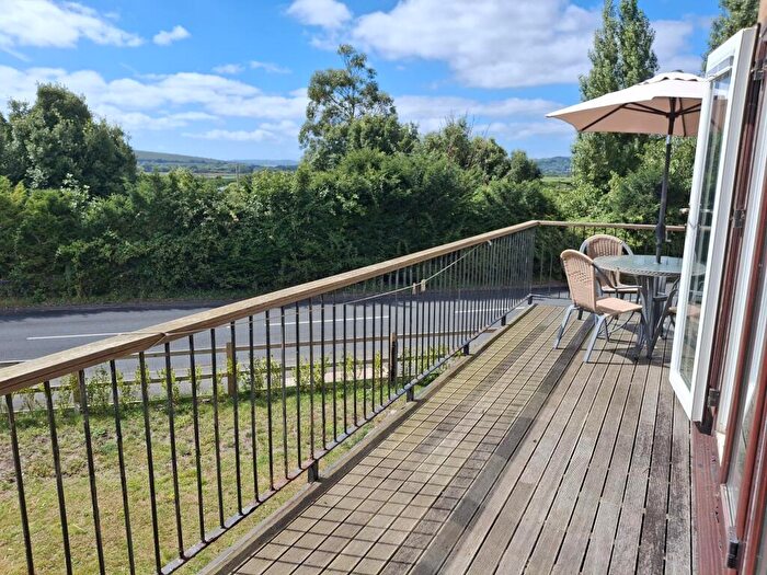 4 Bedroom Apartment To Rent In Yar Quay, St Helens, PO33