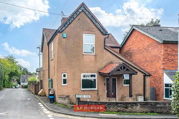 3 Bedroom Detached House For Sale In Dodford Road, Bournheath, Bromsgrove, Worcestershire, B61