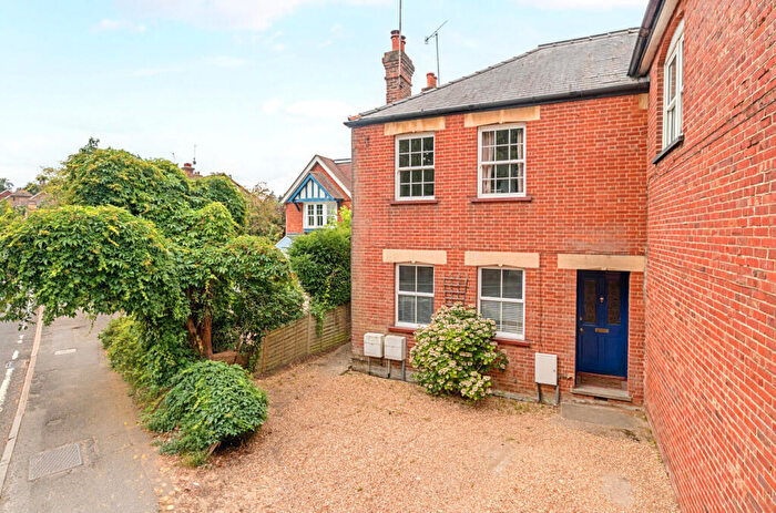 1 Bedroom Flat For Sale In Petworth Road, Witley, Surrey, GU8