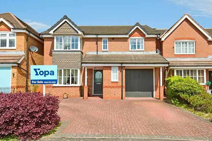 4 Bedroom Detached House For Sale In Churchward Drive, Burton-On-Trent, DE13