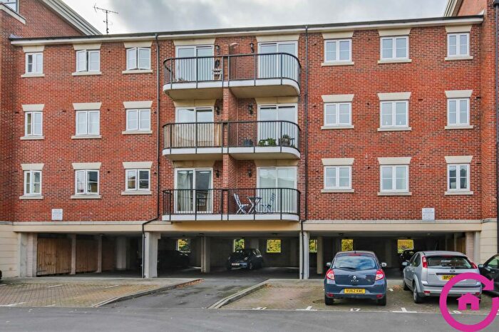2 Bedroom Flat For Sale In Brookbank Close, Sovereign House, GL50